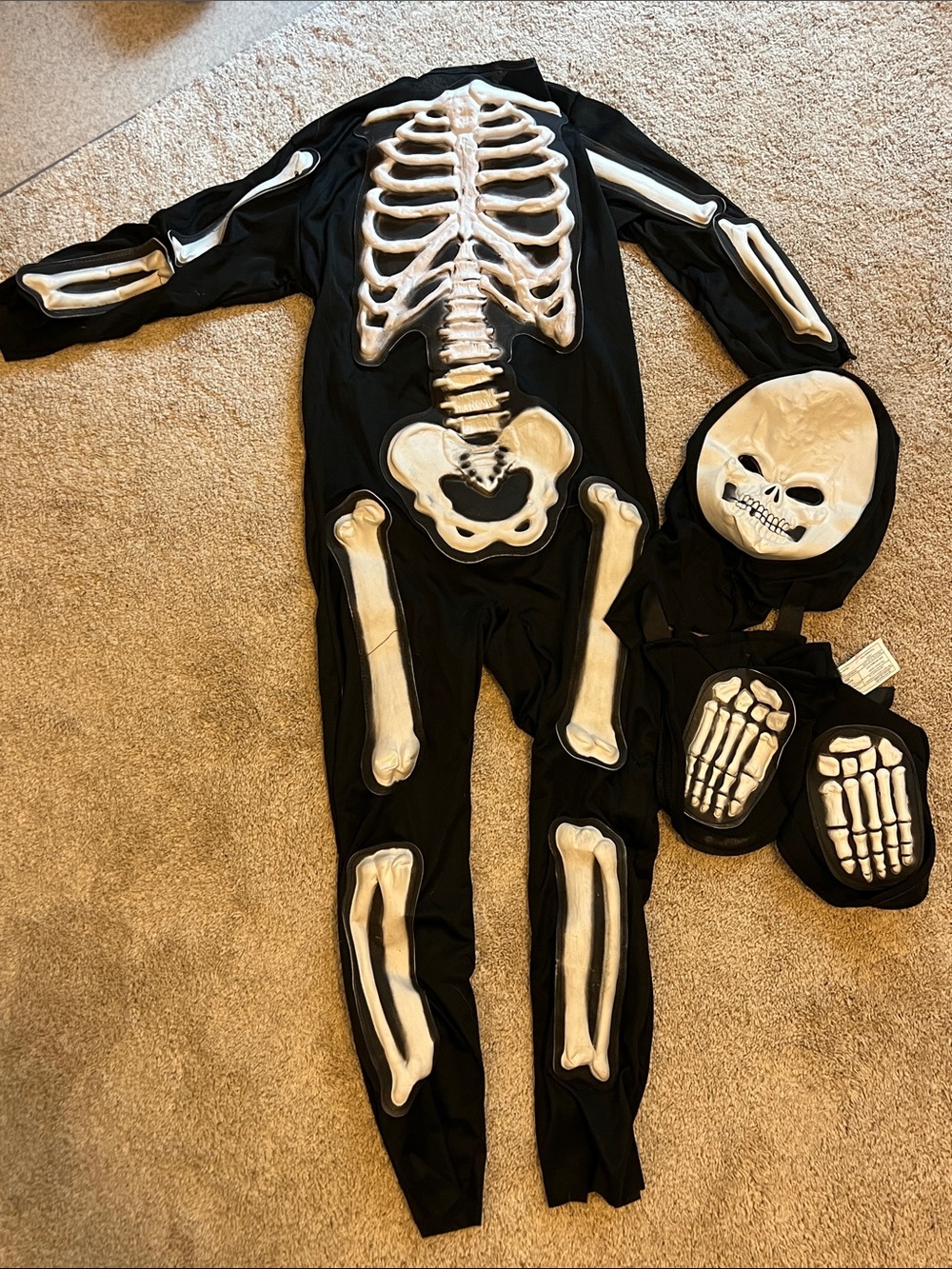 Spirit Kids Black and White Skeleton Costume with Mask M 8-10